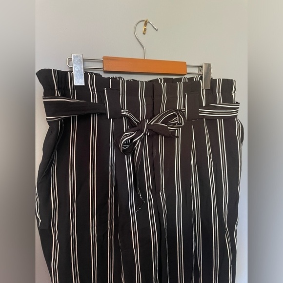 TWIK striped  paper bag pant - Picture 3 of 7